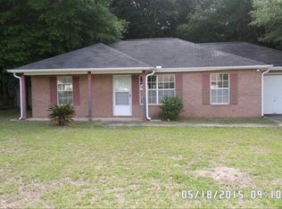 5921 Meadow Ln N, Crestview, FL 32539