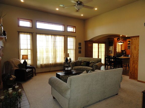 4th image of 2341 Whitetail Dr