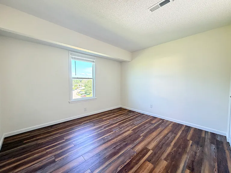 2300 Donna Maria Dr #H — Photo 8