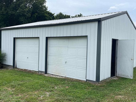 5th image of 2663 N County Road 500 E