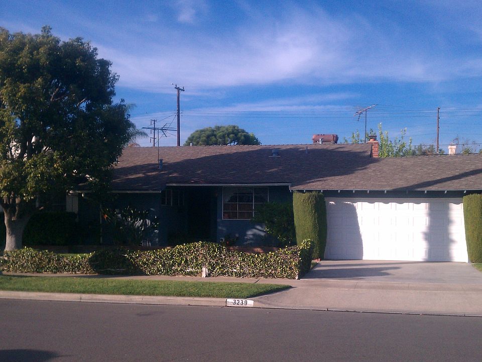 1st image of 3239 W Ravenswood Dr