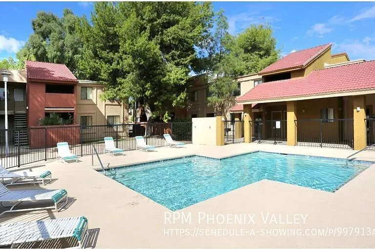 825 S River Dr — Photo 44