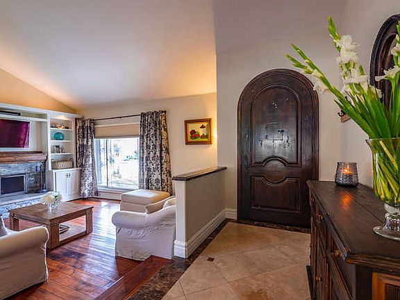 5th image of 3084 E Sierra Dr