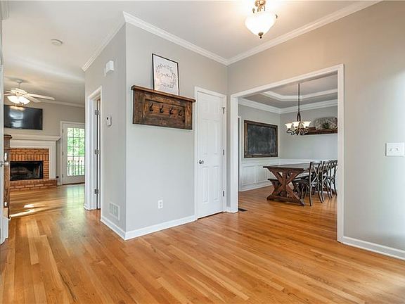 5th image of 2020 Castlemaine Cir