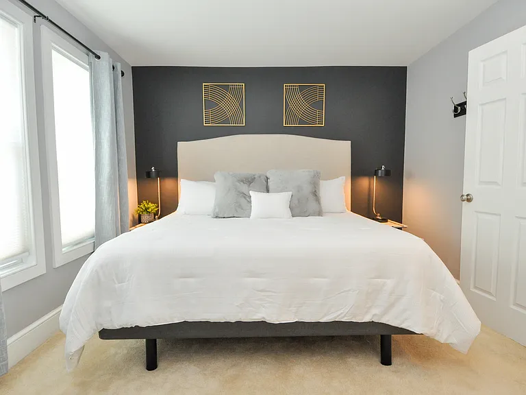 446 W 1st Ave — Photo 31