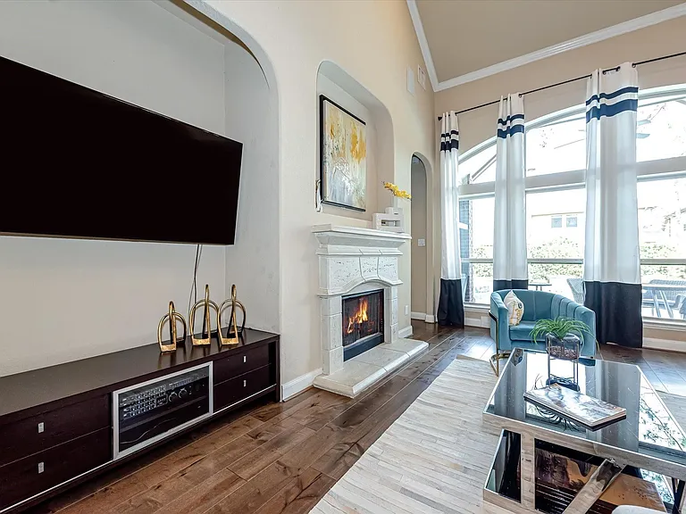 6 Camplight Ct — Photo 12