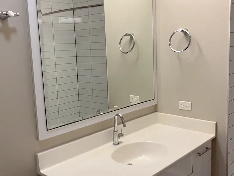 220 W Scott St #515 — Photo 13