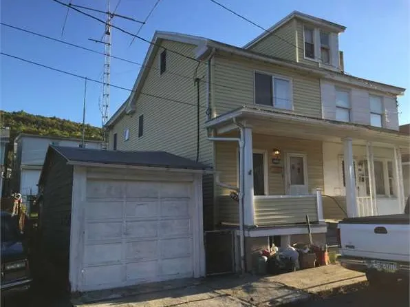 212 Race St, Tamaqua, PA 18252
