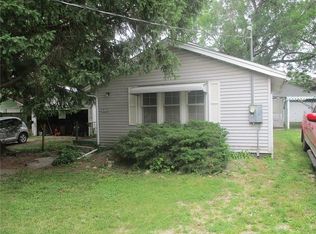 2932 Lyon St, Des Moines, IA 50317