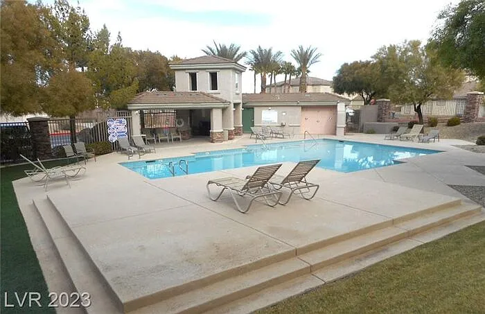 638 Solitude Point Ave — Photo 35
