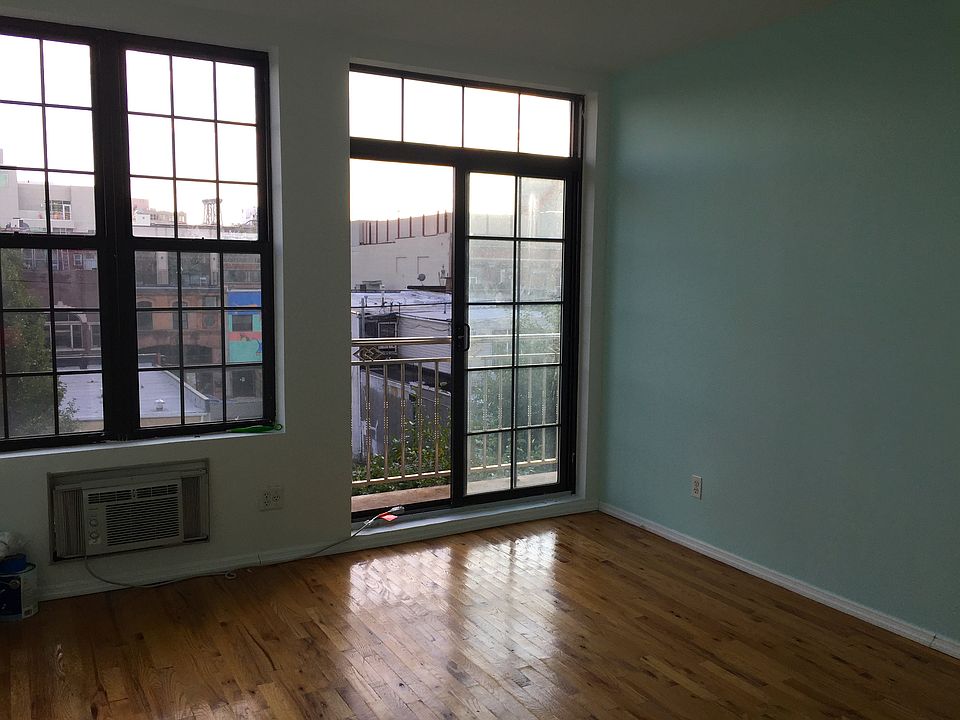 1st image of 114 N 7th St #3