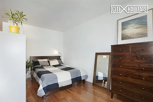 Sold by Citi Habitats | media 3