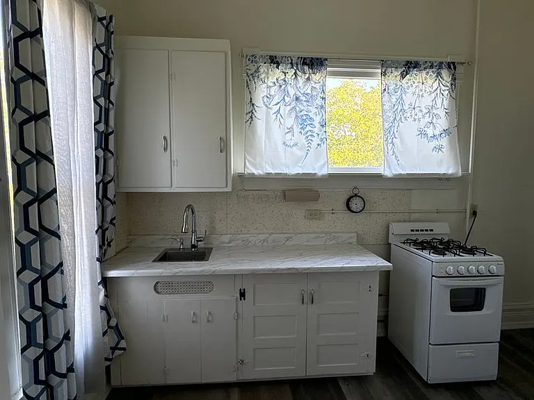 534 S Palouse St — Photo 5