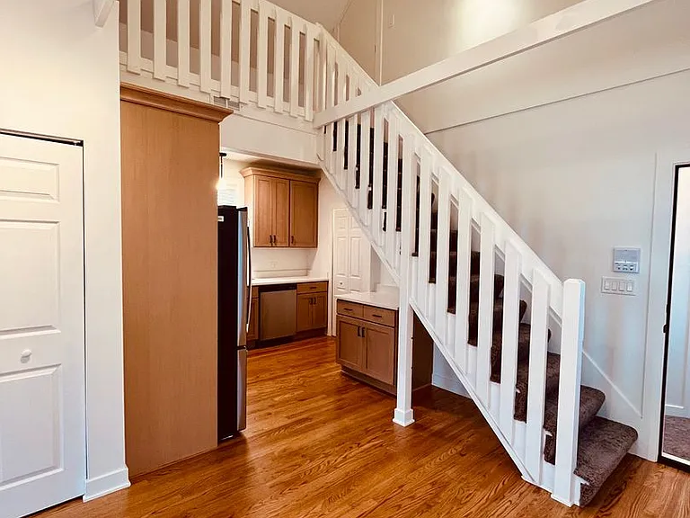 2306 N Hoyne Ave — Photo 6
