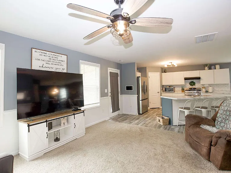 413 Century Ln — Photo 20