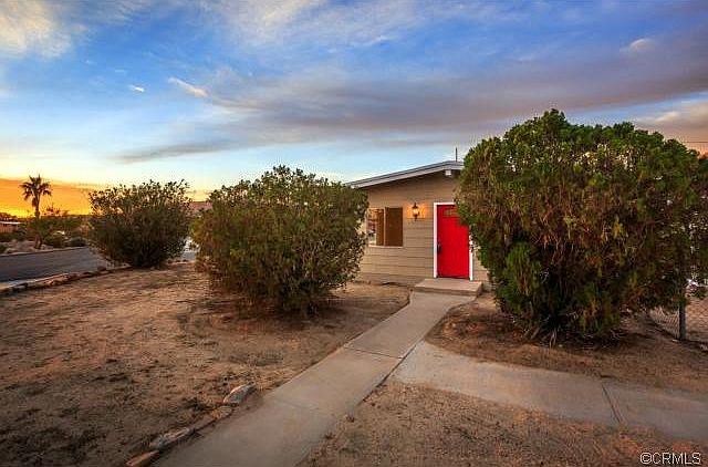 1st image of 73851 Cactus Dr