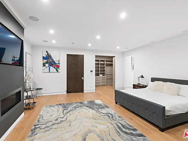 610 N Stanley Ave — Photo 20