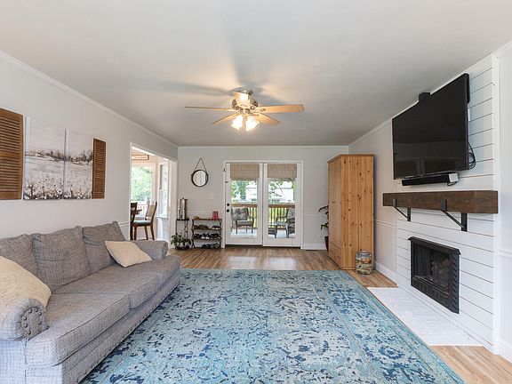 3rd image of 2505 Chalk Rd