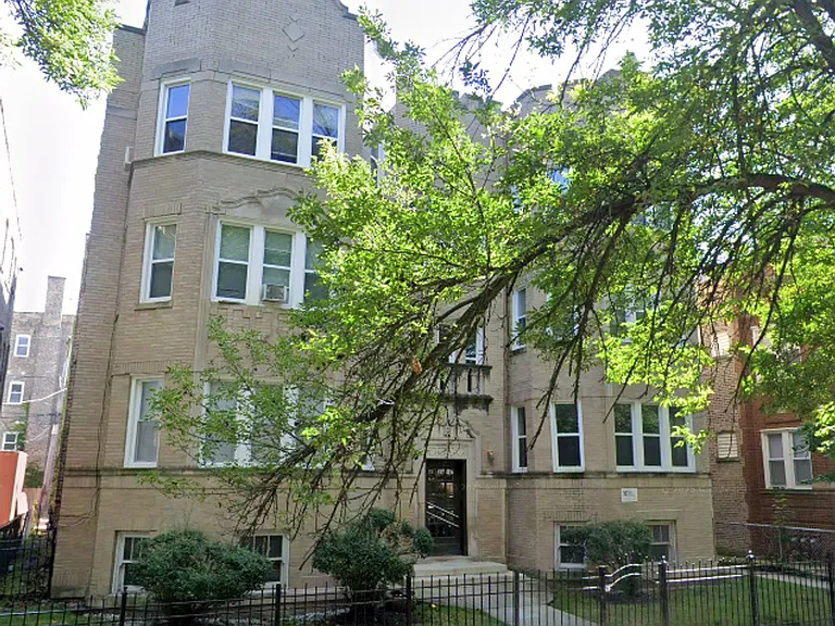 6437 N Leavitt St #2S — Photo 11