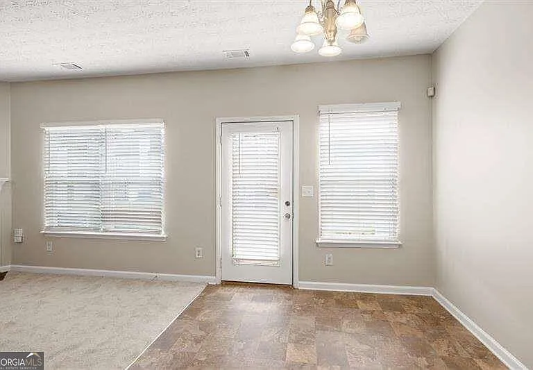 37 Providence Oak Ln — Photo 8
