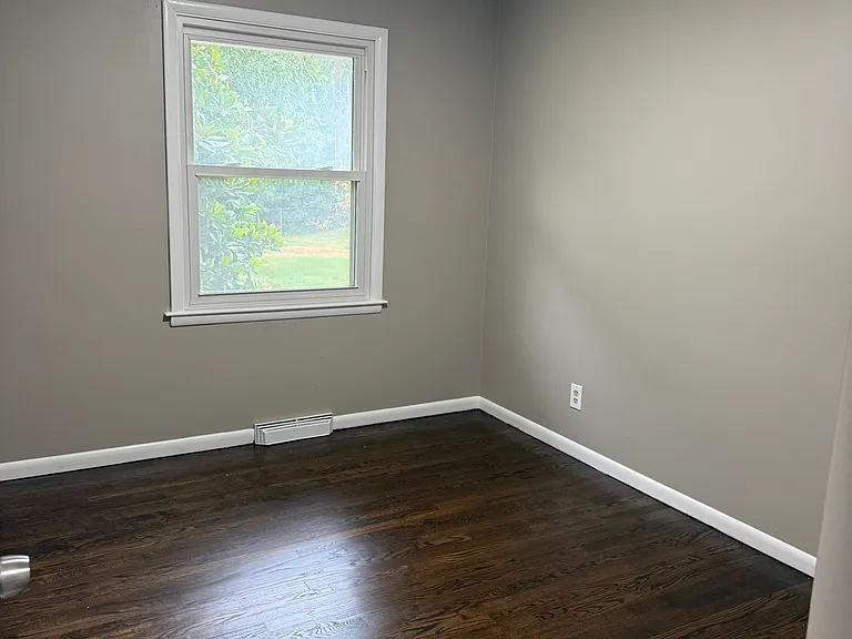 5546 N Woodland Ave — Photo 15