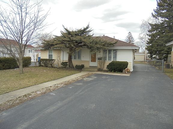 2nd image of 2705 N Roberta Ave