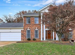 1751 Timber Ridge Estates Dr, Ballwin, MO 63011