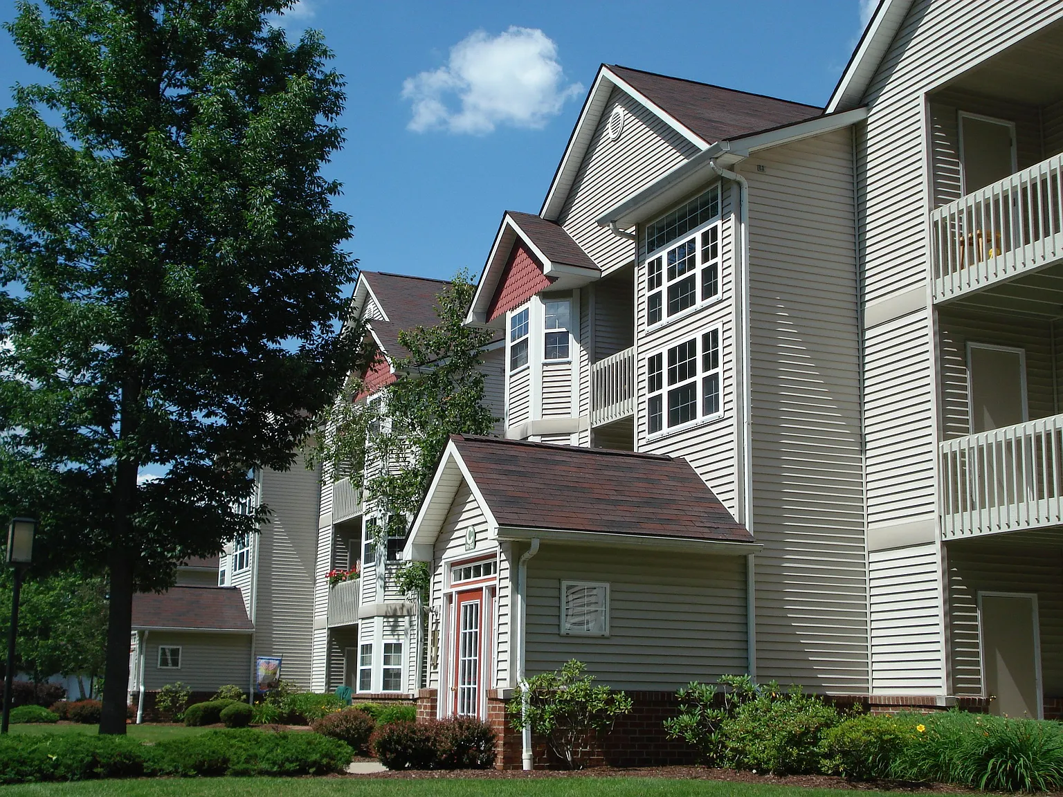 Southcreek apartments — Photo 2
