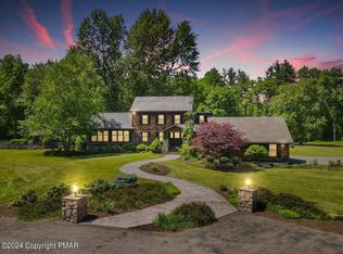 311 Strawberry Hill Rd, Saylorsburg, PA 18353