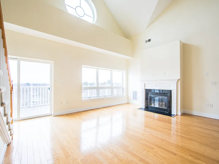 Grandview Apartments — Photo 11