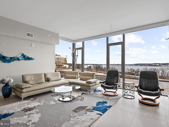 5th image of 1201 N Royal St #405