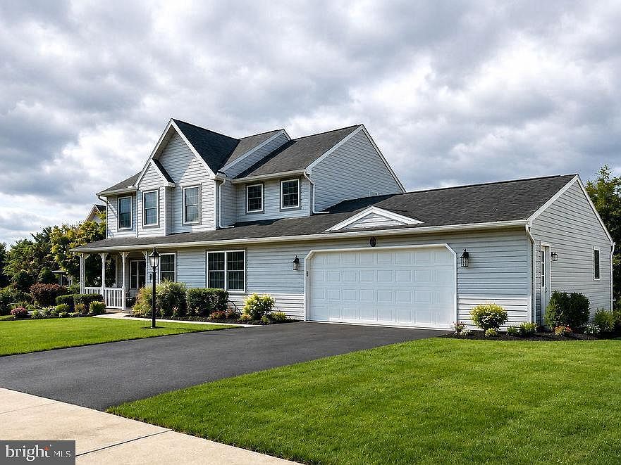 1st image of 5 Canterbury Ct