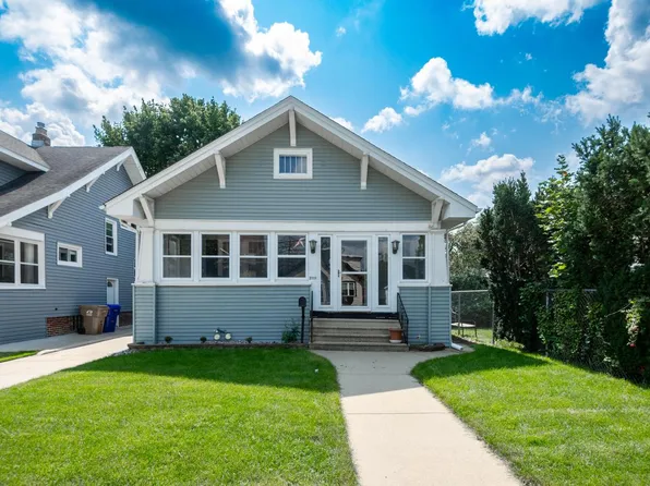2111 74th STREET, Kenosha, WI 53143