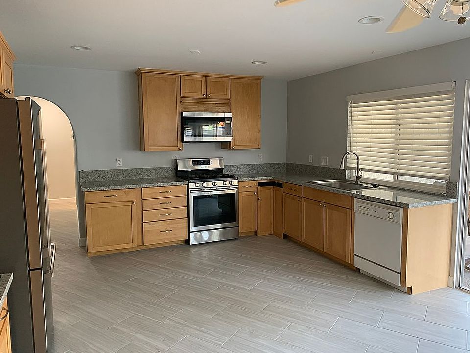 1st image of 7117 Southpark Ct