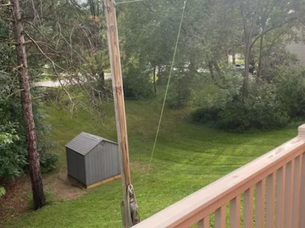 5112 Silver Cove Dr, Traverse City, MI 49685