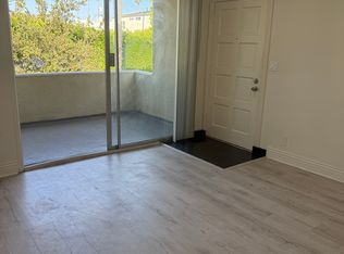 808 18th St #C, Santa Monica, CA 90403