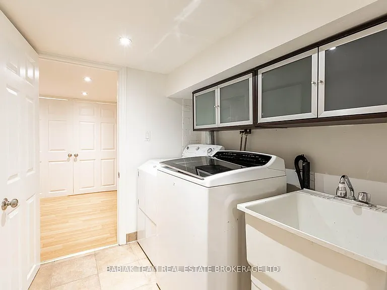 94 Woodside Ave — Photo 28