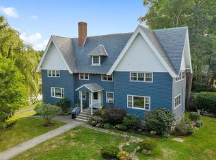 8 Stillwater Cir, Salem, NH 03079