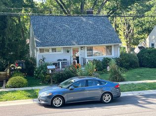 906 Robin Rd, Silver Spring, MD 20901