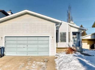 20 S Cedardale Hl SW, Calgary, AB T2W 5J1