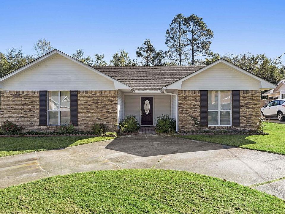 1st image of 12468 Red Fox Dr