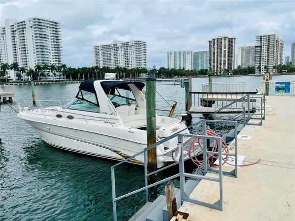 18081 Biscayne Blvd #8-C, North Miami Beach, FL 33160