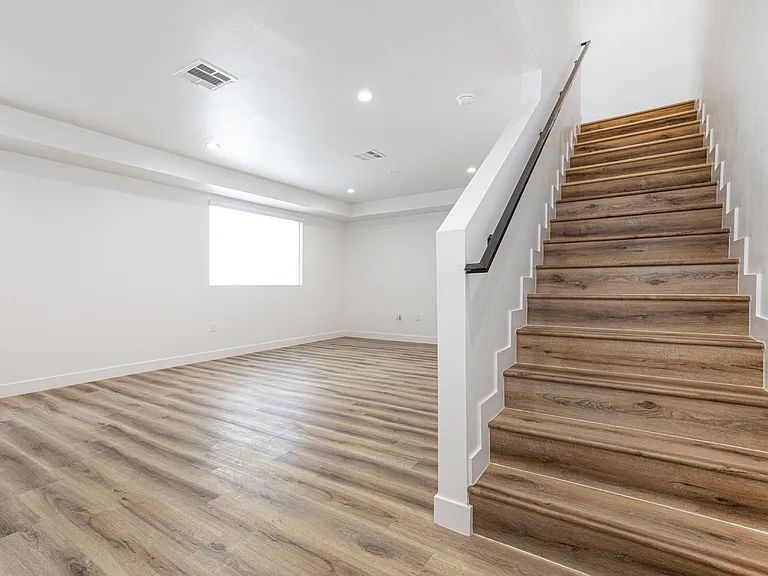 5912.5 Tujunga Ave — Photo 10