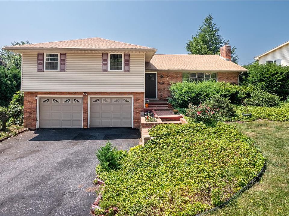 1st image of 3572 Catherine Ave