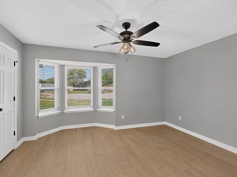 6708 Johnnie Ct — Photo 31