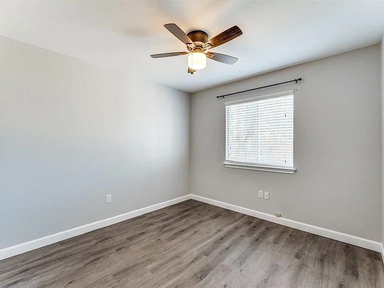 1408 Poppy Seed Ln — Photo 15