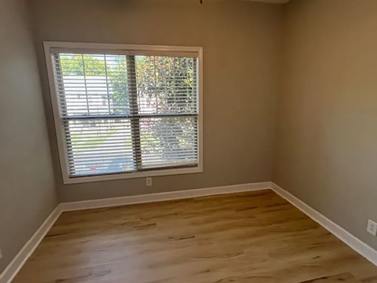 434 N Martin Luther King Blvd #201 — Photo 18