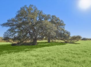 6230 Kovar Rd, Fayetteville, TX 78940