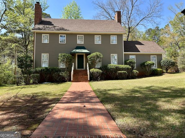 1314 Fairway Dr, Elberton, GA 30635
