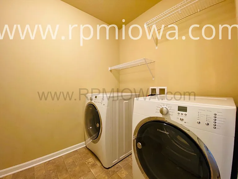 9065 Greenspire Dr #103 — Photo 11